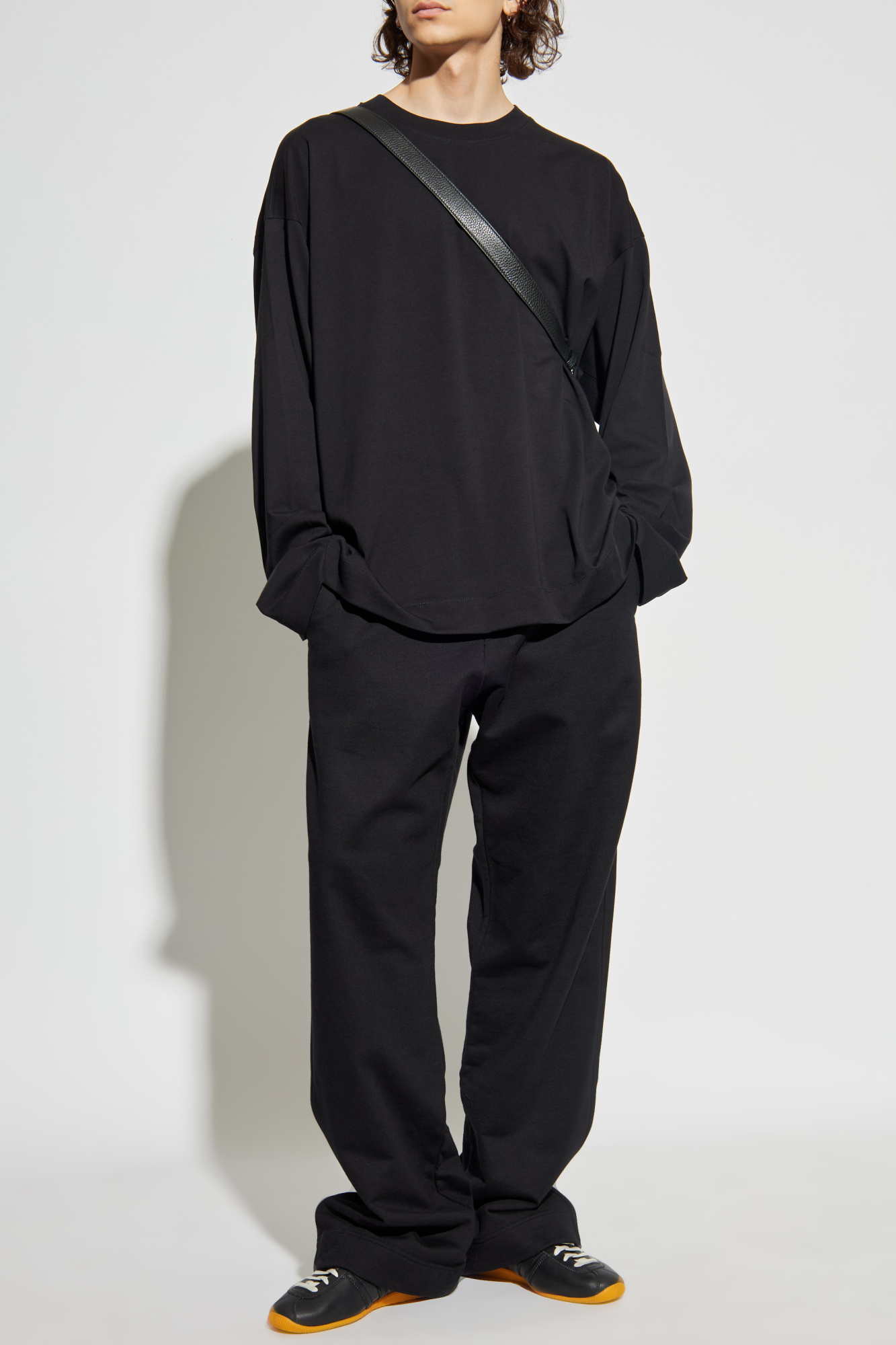 DRIES VAN NOTEN クルネック Tシャツ 半袖 2410211008600 900 DRIES VAN NOTEN クルーネック Tシャツ | ブラック | FARFETCH JP